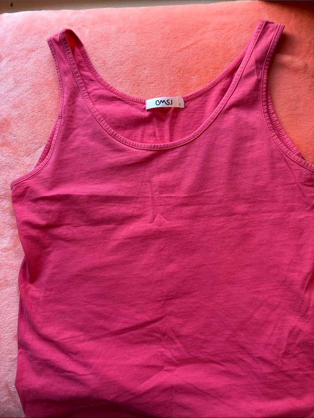 Bundle Of 3, Cotton Blend Women’s Tops In Size Small- 2 V-Necks & A Coral Tank - Picture 10 of 14